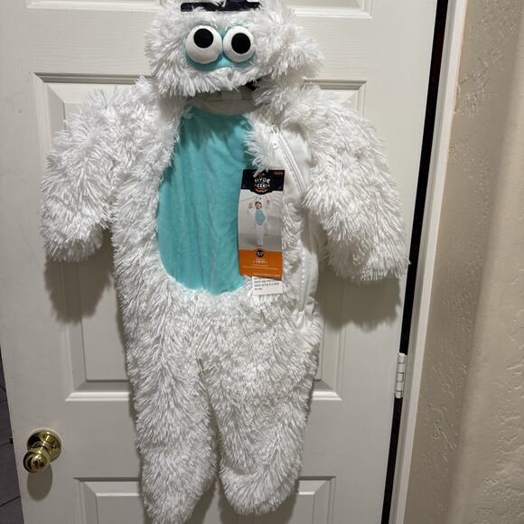 NWT Hyde and Eek! Toddler Yeti Jumpsuit Halloween Costume Dress Up 18-24 Months - Picture 1 of 12